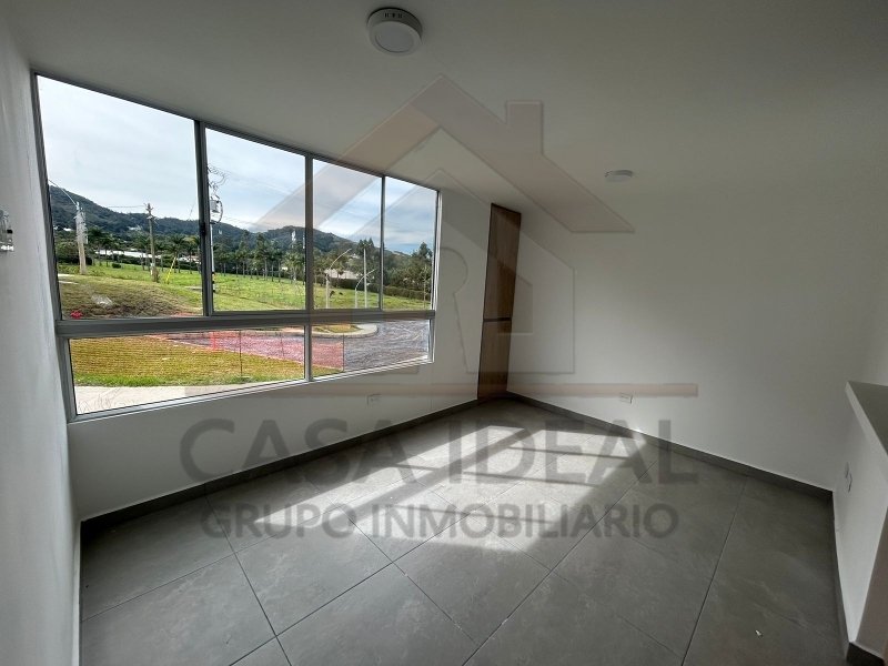 Apartamento disponible para Arriendo en La Ceja Heredia Foto numero 1